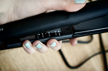 The best big, medium and small budget straightening irons for Christmas gifts